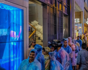 那些烈日下的排隊、等待，是一加在國內(nèi)的第一次大狂歡